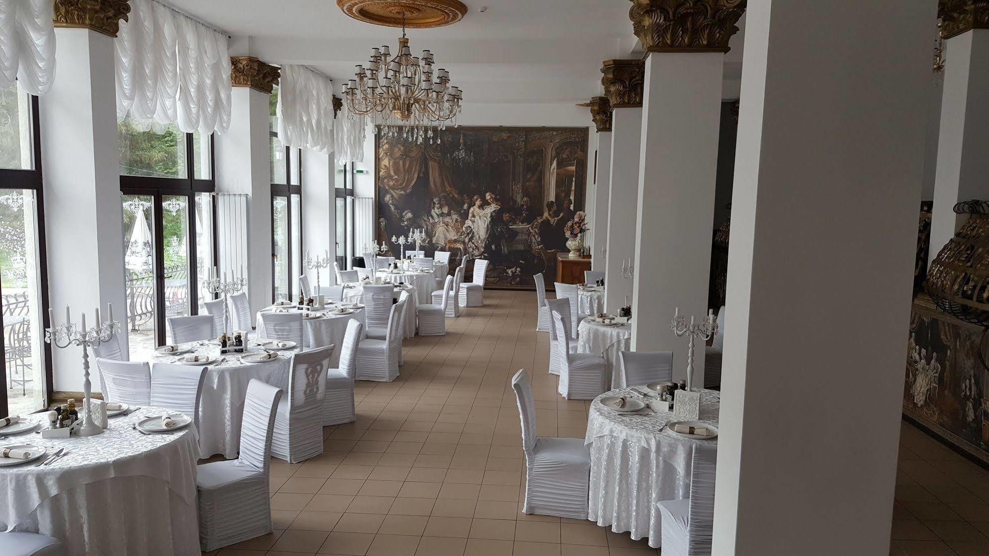 Hotel Coroana Moldovei سلانيك مولدوفا المظهر الخارجي الصورة